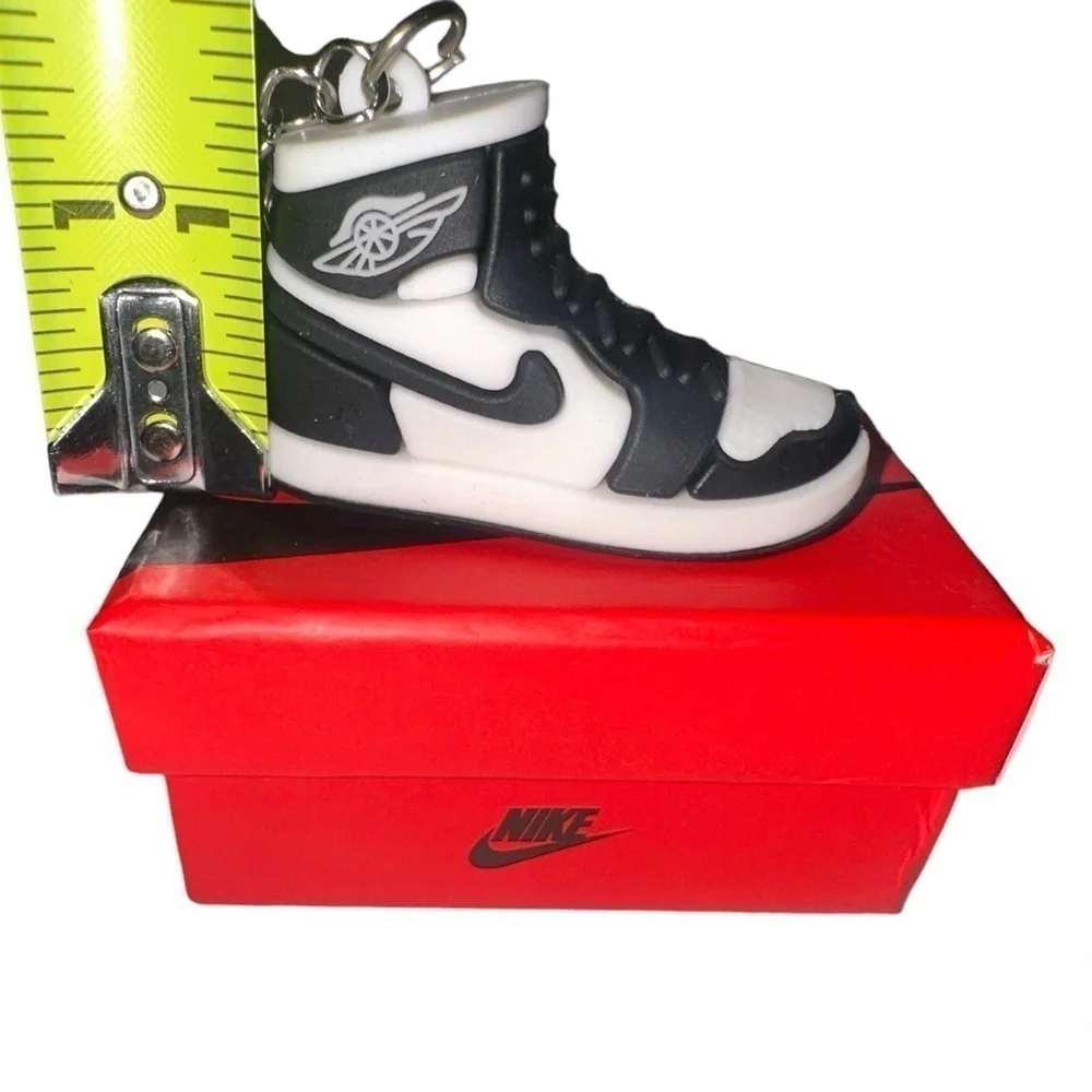 Air Jordan 1 High Top Nike Key Chain/ Bag Charm Black & White Comes w/box